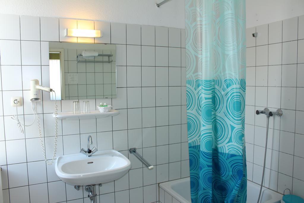Hotel-Restaurant Heute Frechen Room photo